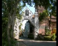 Keunikan Masjid Goa Muhamad di Mojokerto