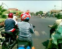 H-1 Lebaran, Jalanan di Kota Pahlawan Lengang