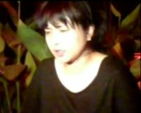 Ade Irawan Serang Suami Moudy Wilhelmina