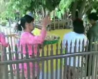 Ritual Melaspas di Pantai Ancol