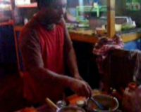 Di Balik Selimut Saus Steak Road Cafe