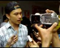 Nicholas Jadi Ikon Kontras