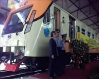 Kereta Ekonomi Baru Diluncurkan  