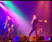 Konser Ekstrim Ala Band Extreme