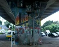 Kolong Jembatan, Ruang Lain untuk Berkreasi