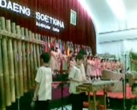 Angklung Diperingatan 100 Tahun Daeng Soetigna