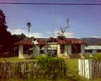 Gempa Hancurkan Fasilitas Umum 