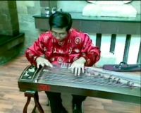 Musik Tradisional Cina di Surabaya Plaza Hotel