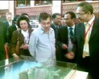 JK Kunjungi Pameran INDOGAS 2009 