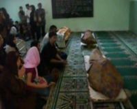 Dua Korban Kramat Jati Dimakamkan