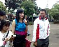 Sandra Dewi Cuek Diramal Nggak Laku