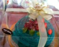 Menyantap Cake Rasa Handuk