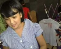 Nirina Zubir Berdagang