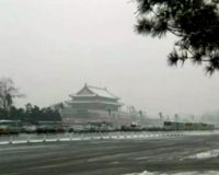 Salju Turun Akhiri Kemarau Panjang di Cina 