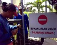 Pembongkaran Portal Taman Surya Indah