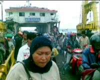 Tradisi Toron Warga Madura Jelang Maulid Nabi