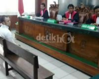 Pembelaan Ananda Ditolak!