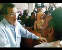 JK Pantau Pembagian BLT di Cikini