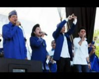 Kampanye PD, SBY Lantunkan Sempurna