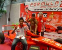 Rio Target Menang di Formula BMW Pasific