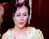 Wulan Guritno Berlinang Air Mata