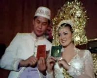 Nirina Zubir-Ernest Melangsungkan Akad Nikah