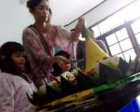 Anak Ultah, Ussy Tak Mau Pesta Mewah