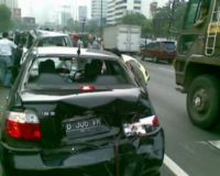 Tabrakan Beruntun di Tol Dalam Kota