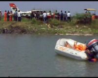 Pesawat TNI AL Jatuh di Sungai  