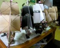 Menyusun Korek Api Jadi Kapal Layar