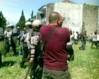 Tolak Digusur, Warga Babakan Serang Satpol PP