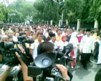 JK-Wiranto Jalan Kaki ke KPU