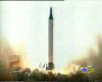 Iran Uji Coba Roket Terbaru