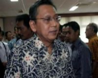 Boediono Minta Restu UGM
