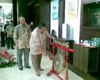 Pameran Elektronik di Depperin