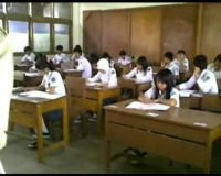 2 SMA di Bandung Gelar UN Ulangan di Bandung