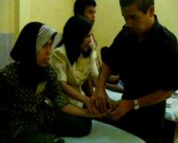 Pijat Shiatsu oleh Terapis Tunanetra