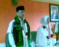 Wiranto Didukung Suporter Sepakbola