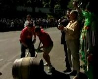 Festival Menggelindingkan Tong