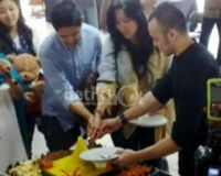 Ananda Mikola Syukuran Keluar Penjara