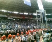 Rumput GBK Diinjak-injak Massa SBY-Boediono