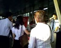 Bagi-bagi Tiket Gratis Bus TransJ di Harmoni