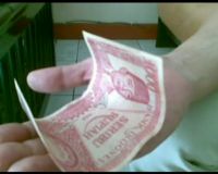 Uang Melengkung Bergambar Soekarno