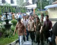 Antasari Tiba Di Kantor Kejari Jaksel