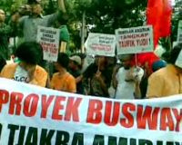 2 Demo Warnai Pelantikan DPRD DKI Jakarta