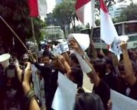 Kedubes Malaysia Disegel Mahasiswa