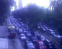 Pasca Gempa, Jl Sudirman Macet 