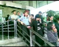 Karyawan KPK Berhamburan