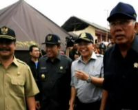 Mensos dan Menhub Tinjau Lokasi Gempa