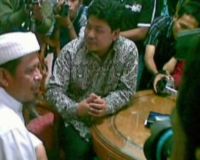 Abu Jibril Adukan Polisi ke Komnas HAM
